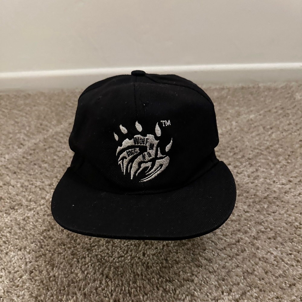 VTG Wolf Track Snapback Hat Black Green Brim Claw Logo Embroidered Cap 90s